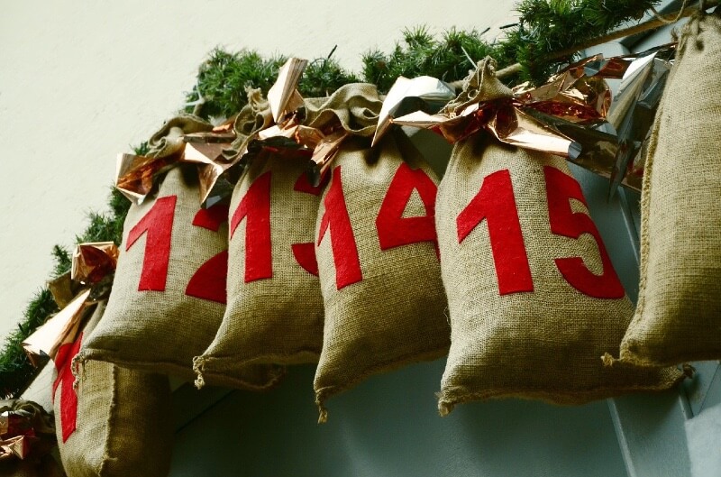 Adventskalender Tannenbaum Stoffsaecke für großen Kalender.